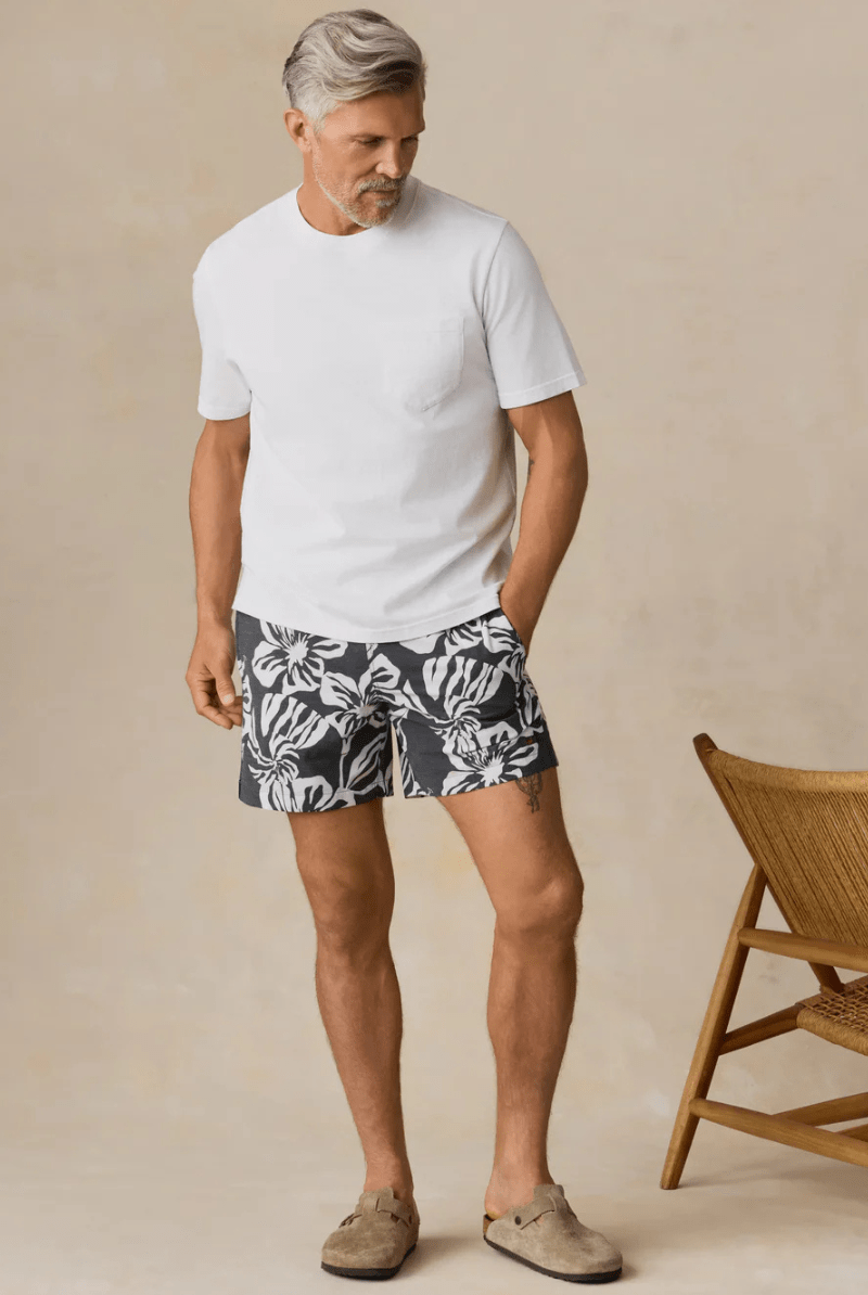 Swimsuit - Faherty Brand - All Day Trunk (6") in Midnight White Floral - Archery Close