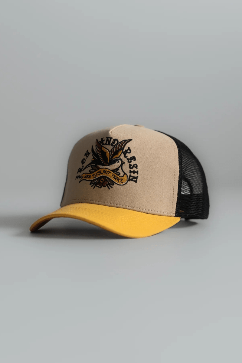 Hats - Iron and Resin - Banner Swallow Hat - Archery Close