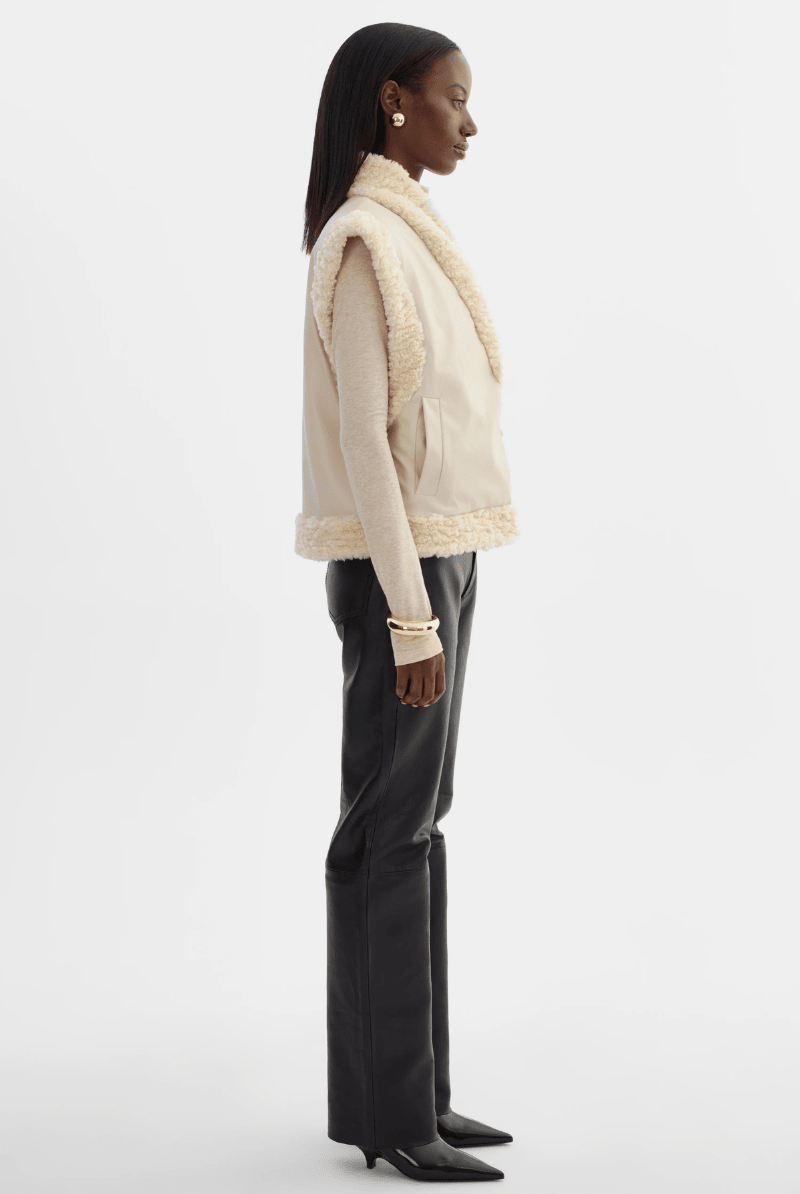 Outerwear - Lamarque - Dua Reversible Sherpa Vest - Archery Close