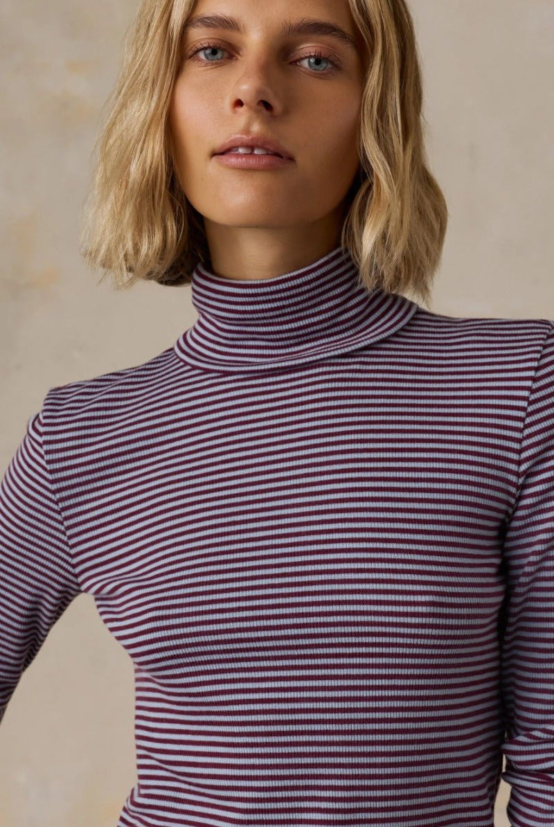 Faherty Brand Featherweight Freestyle Turtleneck - Cider Sky Stripe