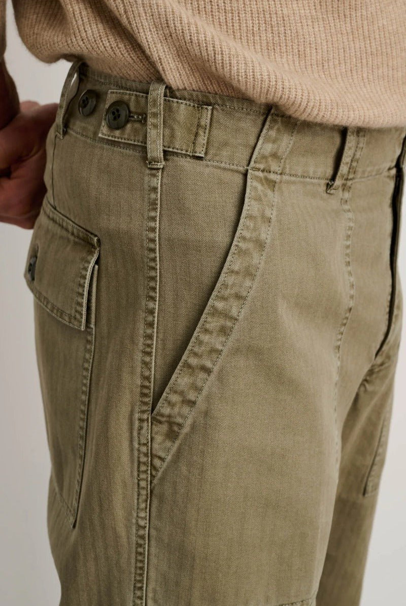 Alex Mill Field Pant in Herringbone - Vintage Olive