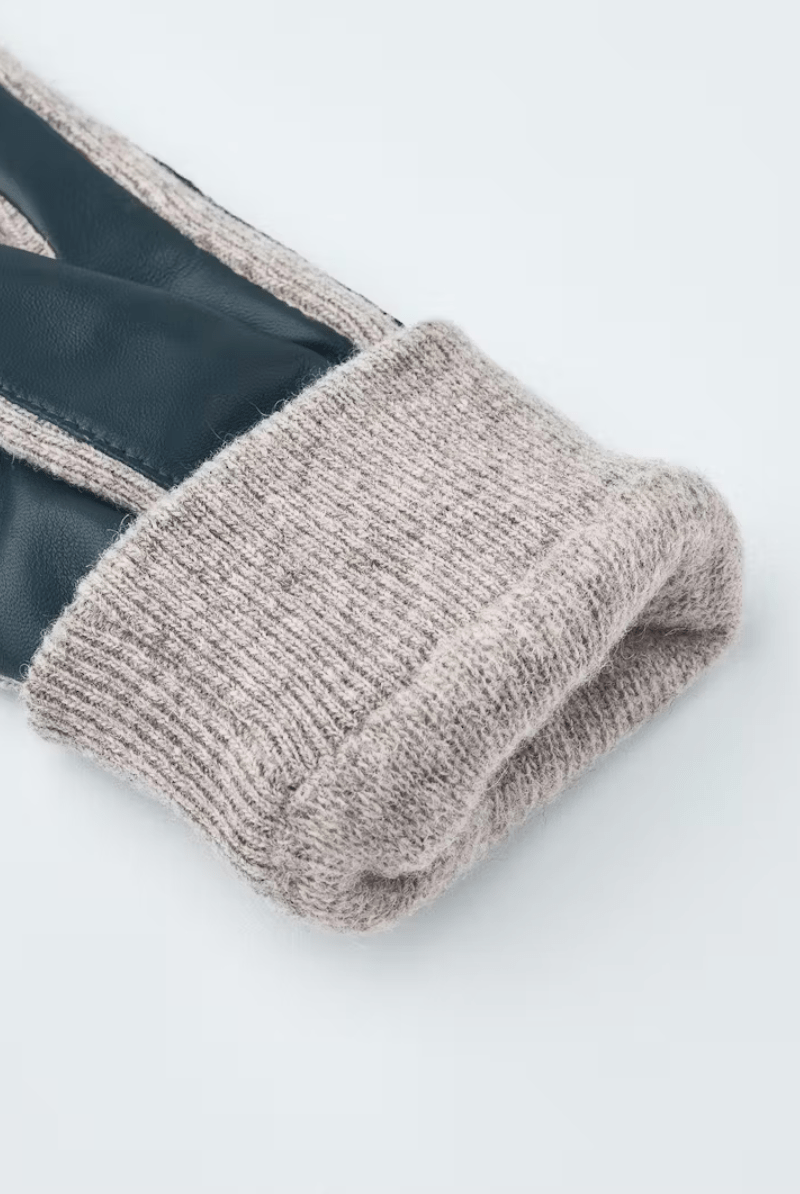 Gloves - Hestra - Jeanne Glove in Dark Forest - Archery Close