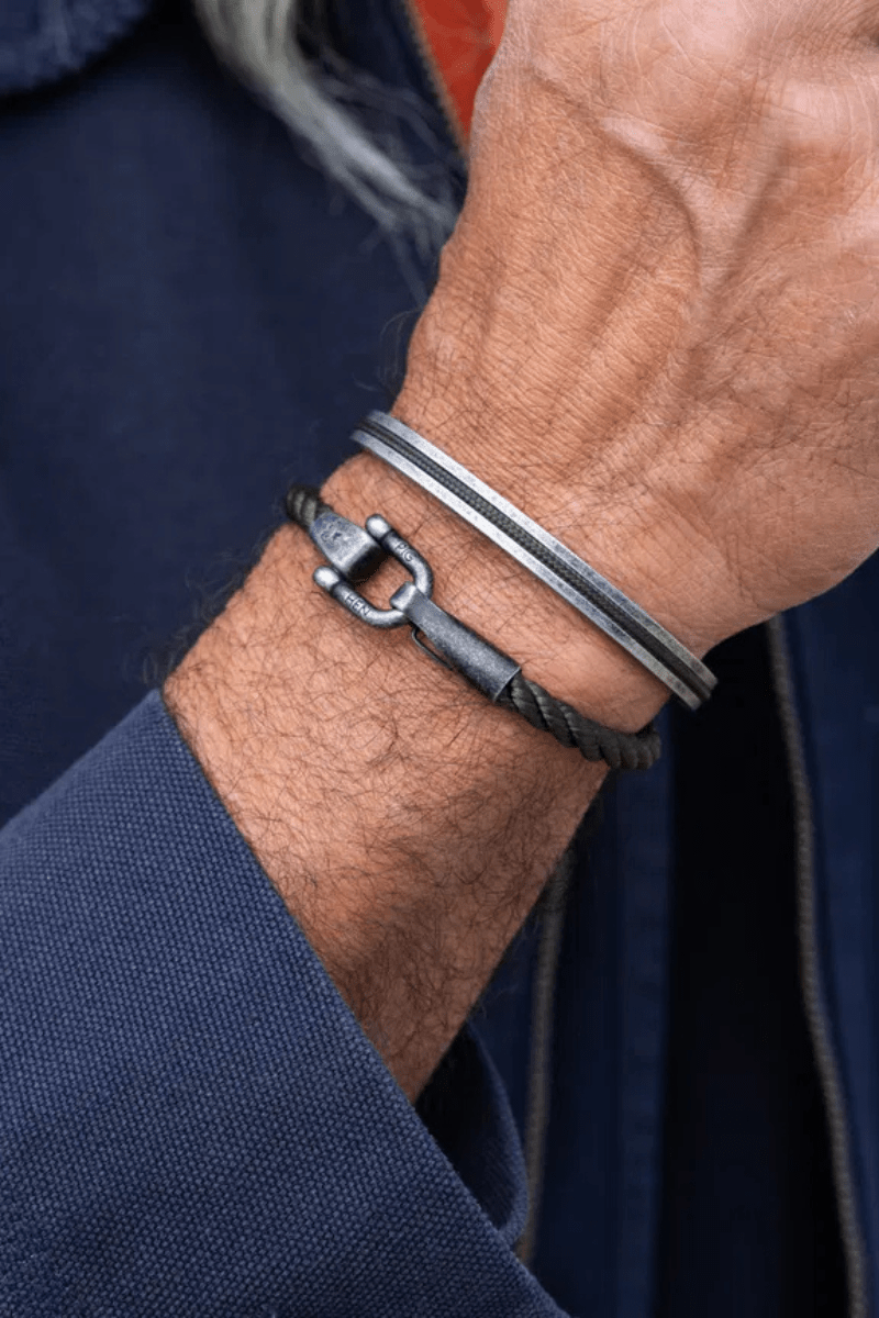 Jewelry - Pig & Hen - Lobster Larry - Archery Close