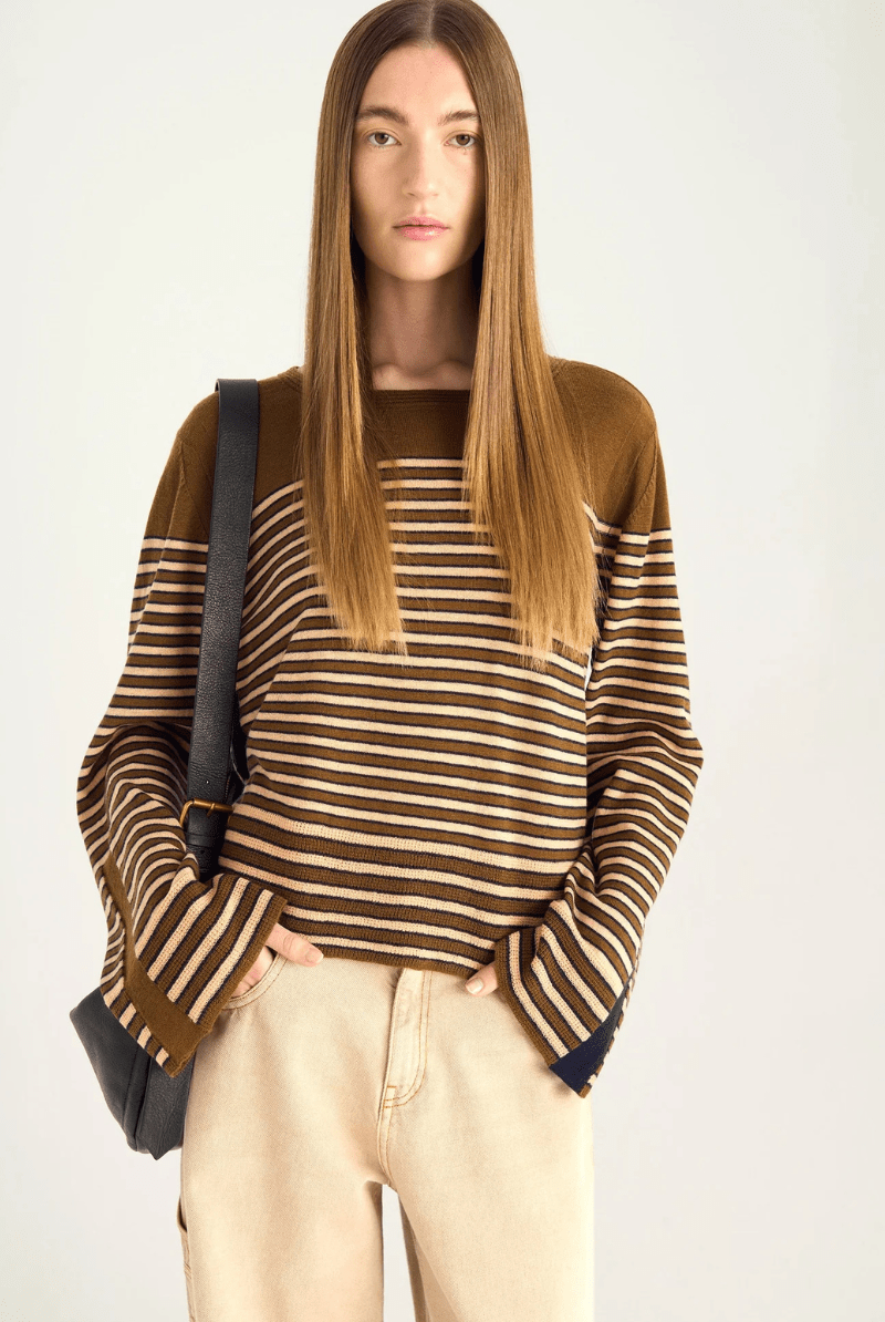 Sweater - Cotelac - Merino Wool Sailor Top - Archery Close