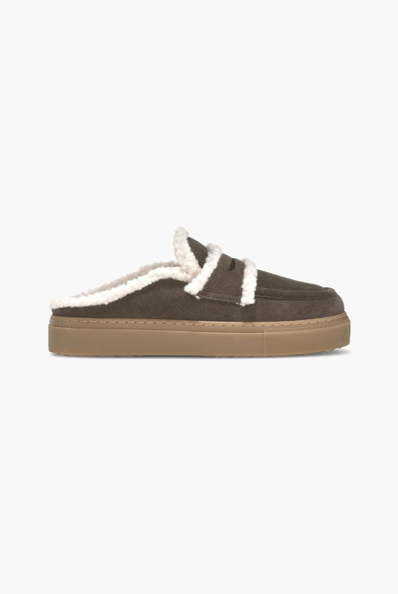 Shoes - Inuikii - Mule Wool in Dark Brown - Archery Close