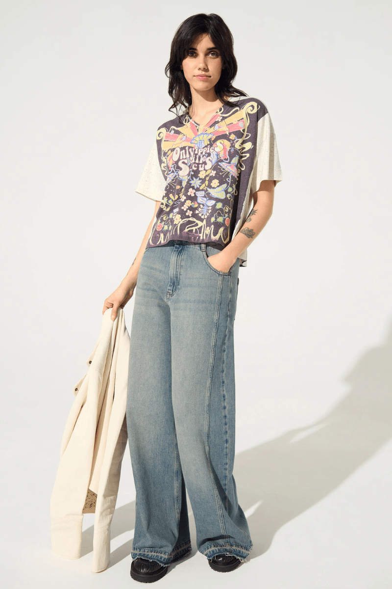 Shirts & Tops - Cotelac - Only Hippies T-Shirt - Archery Close