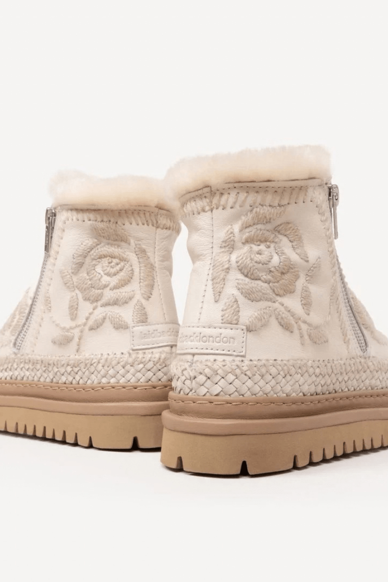 Boots - Laidback London - Setsu 4.0 Rose Milk - Archery Close