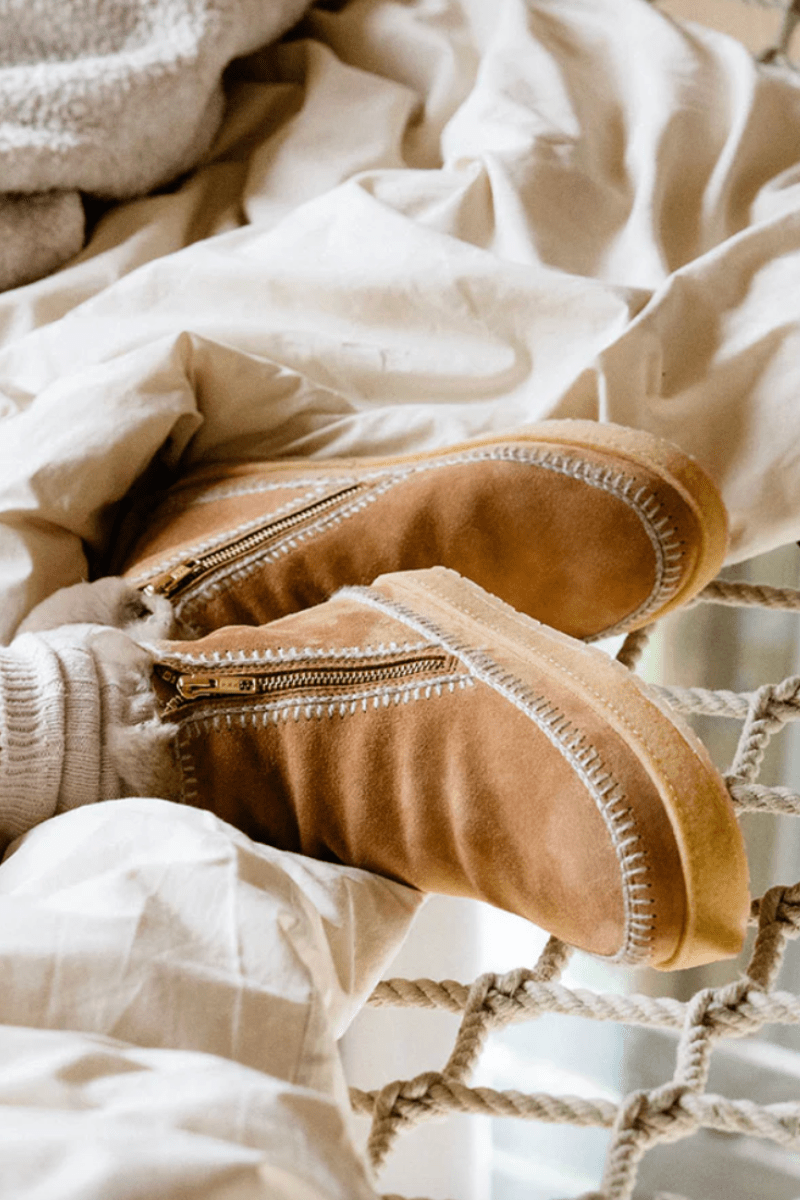 Boots - Laidback London - Setsu Crochet Boot in Chestnut Suede - Archery Close