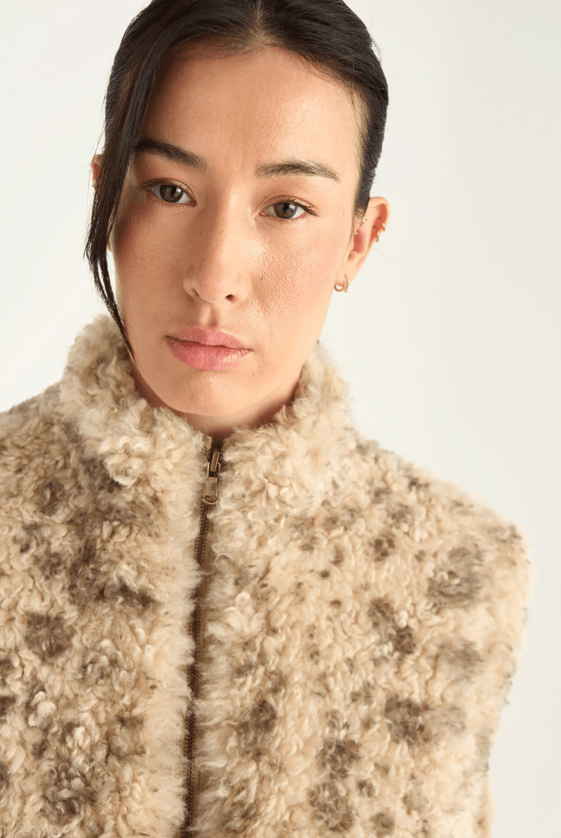 Vests - Cotelac - Sleeveless Faux Fur Vest - Archery Close