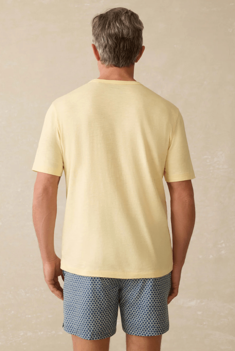 T-Shirt - Faherty Brand - Sunwashed Pocket Tee in Isle Sun - Archery Close