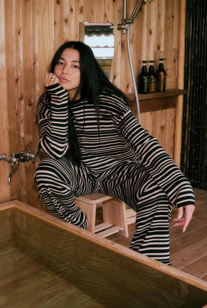 Faherty Brand Throwback Studio Crew - Coastal Coal Stripe