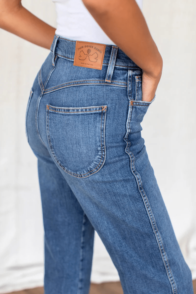 Jeans - Emerson Fry - Treasure Straight Ankle Jeans in Generation Wash - Archery Close