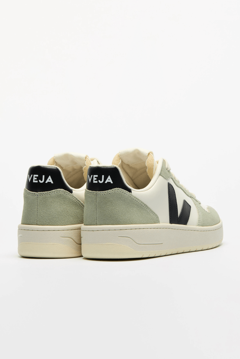Sneakers - Veja - V - 10 Leather Pure Black Clay - Archery Close