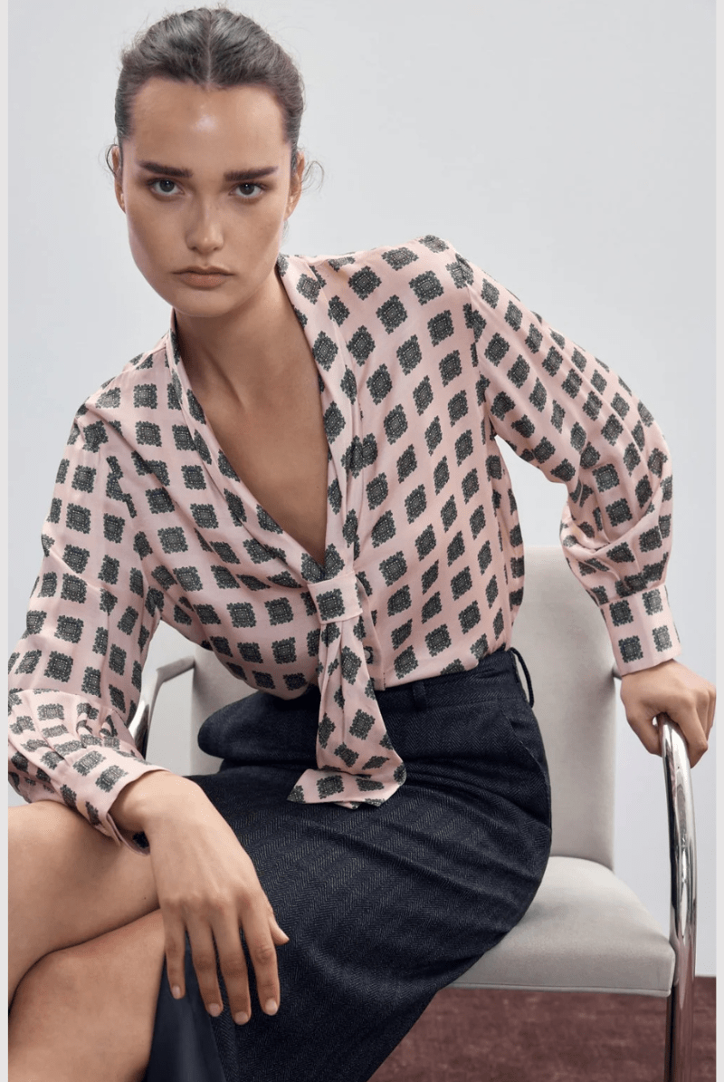 Shirts & Tops - Smythe - V-Necktie Blouse - Archery Close