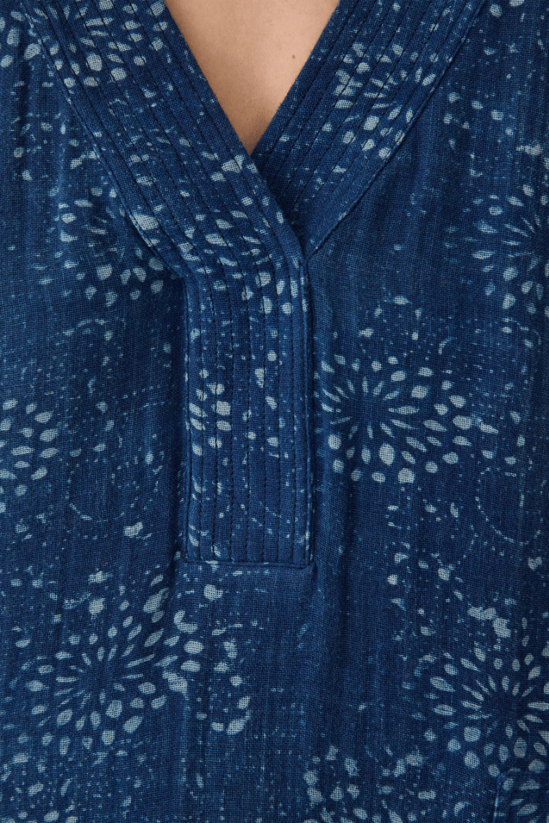 Azure Dress in Indigo Isle Print - Faherty Brand - Archery Close