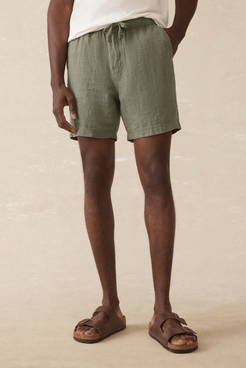 Essential Linen Short (6.5" Inseam) - Spruce - Faherty Brand - Archery Close