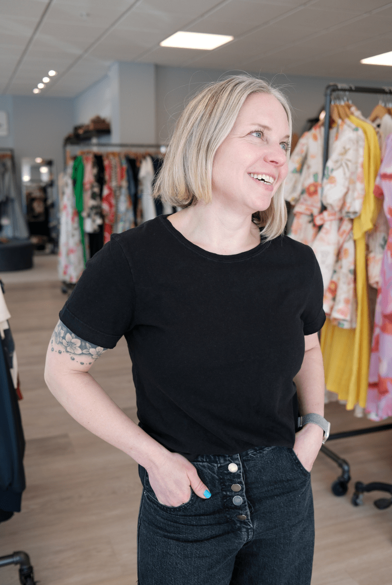 Everyday Crewneck in Black - Archery Close - Archery Close