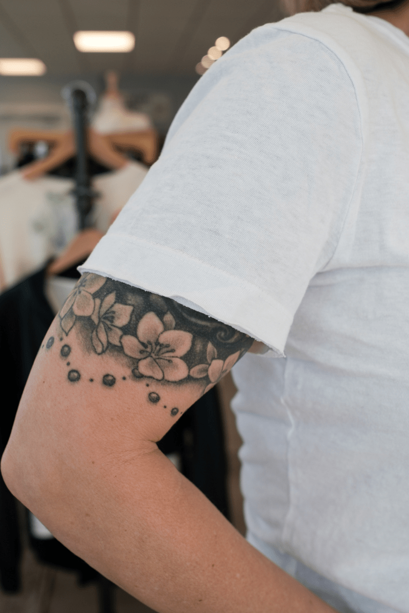 Everyday Crewneck in White - Archery Close - Archery Close