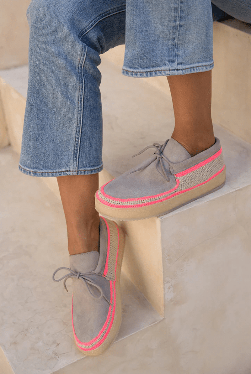 Komo Crochet Moccasin Fossil Neon Pink - Laidback London - Archery Close