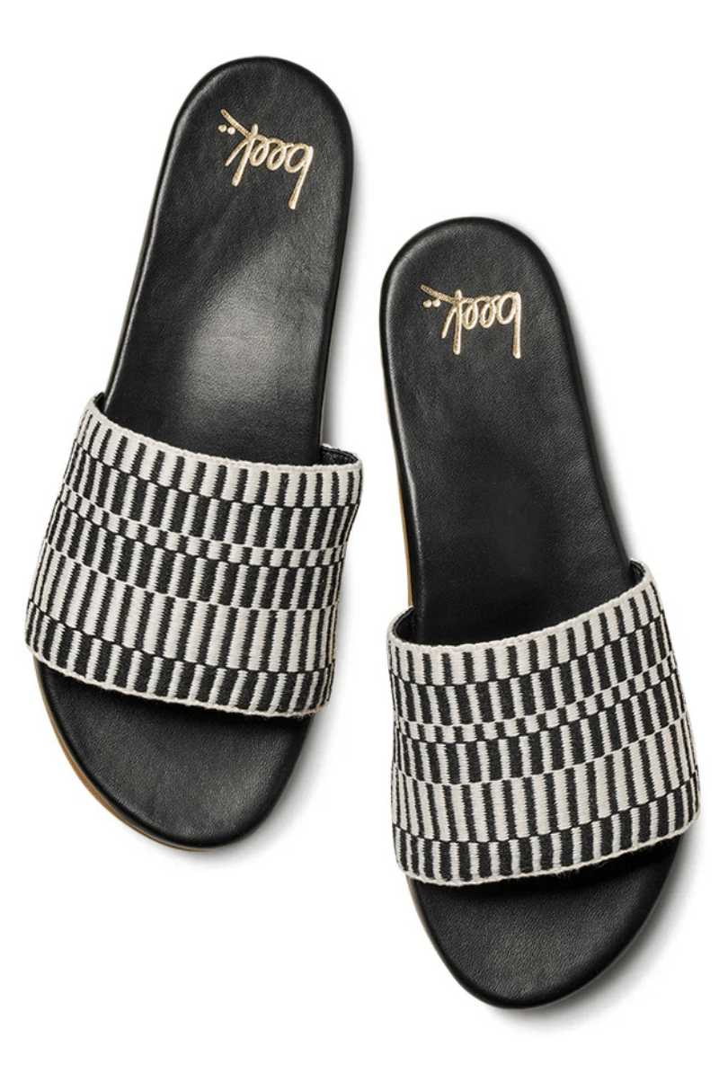 Marshbird Sandal in Black - Beek - Archery Close