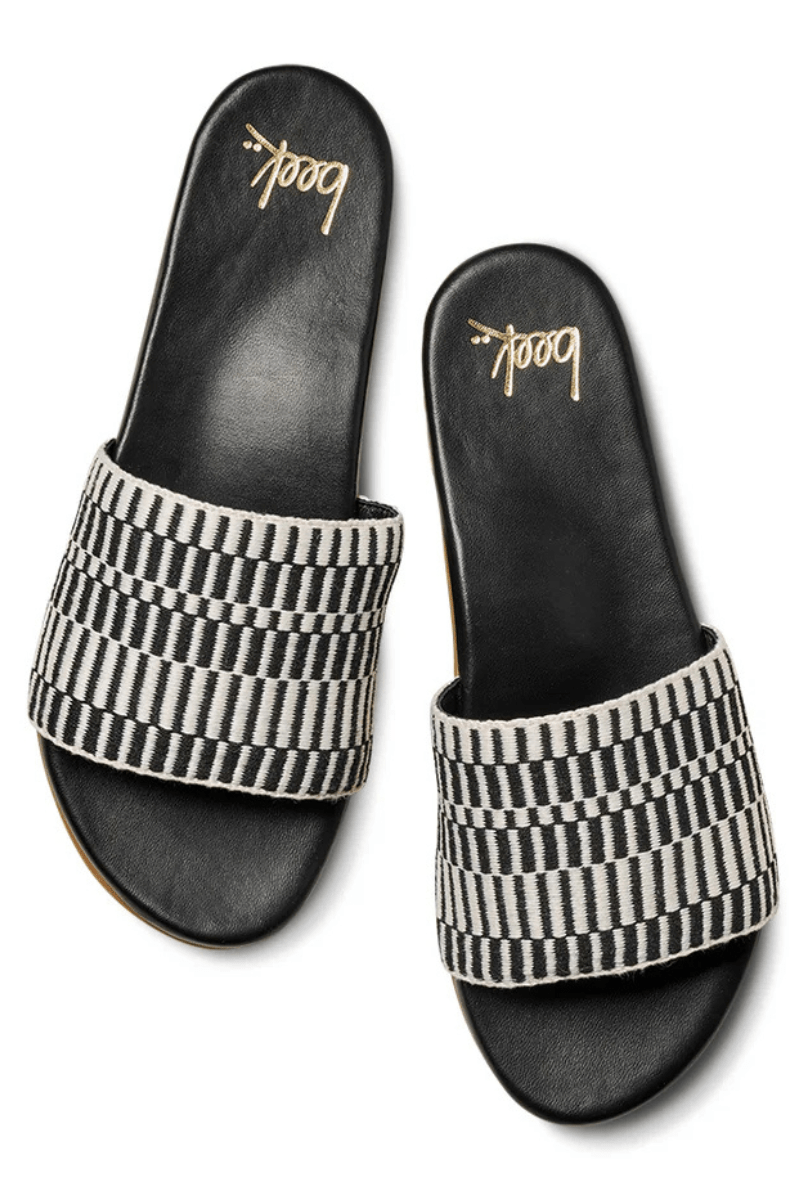 Marshbird Sandal in Black - Beek - Archery Close