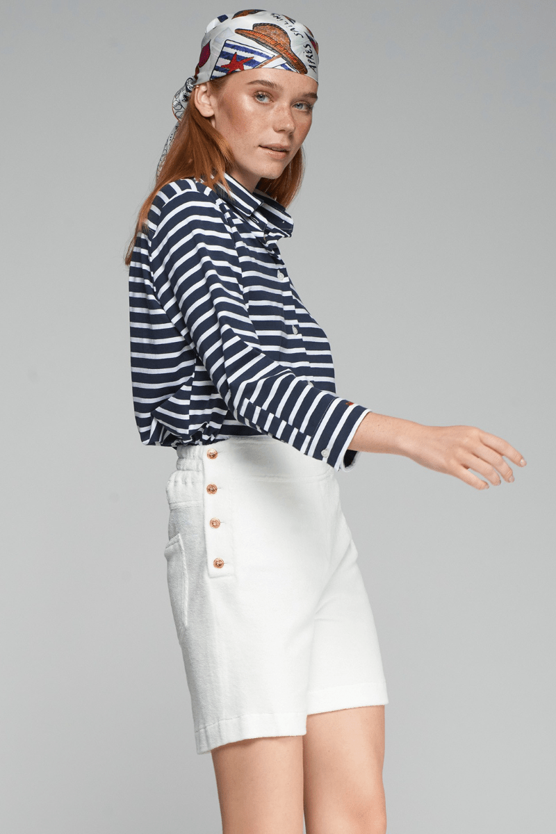 Tea Sweatshirt Short in White - Vilagallo - Archery Close