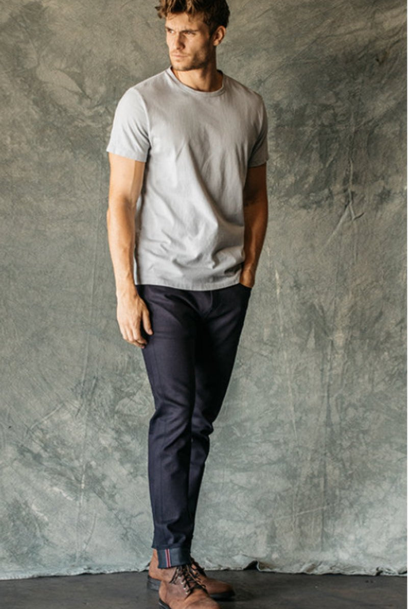 The Scissors Slim Tapered Indigo Black Raw 10.5oz Selvedge - Hiroshi Kato - Archery Close