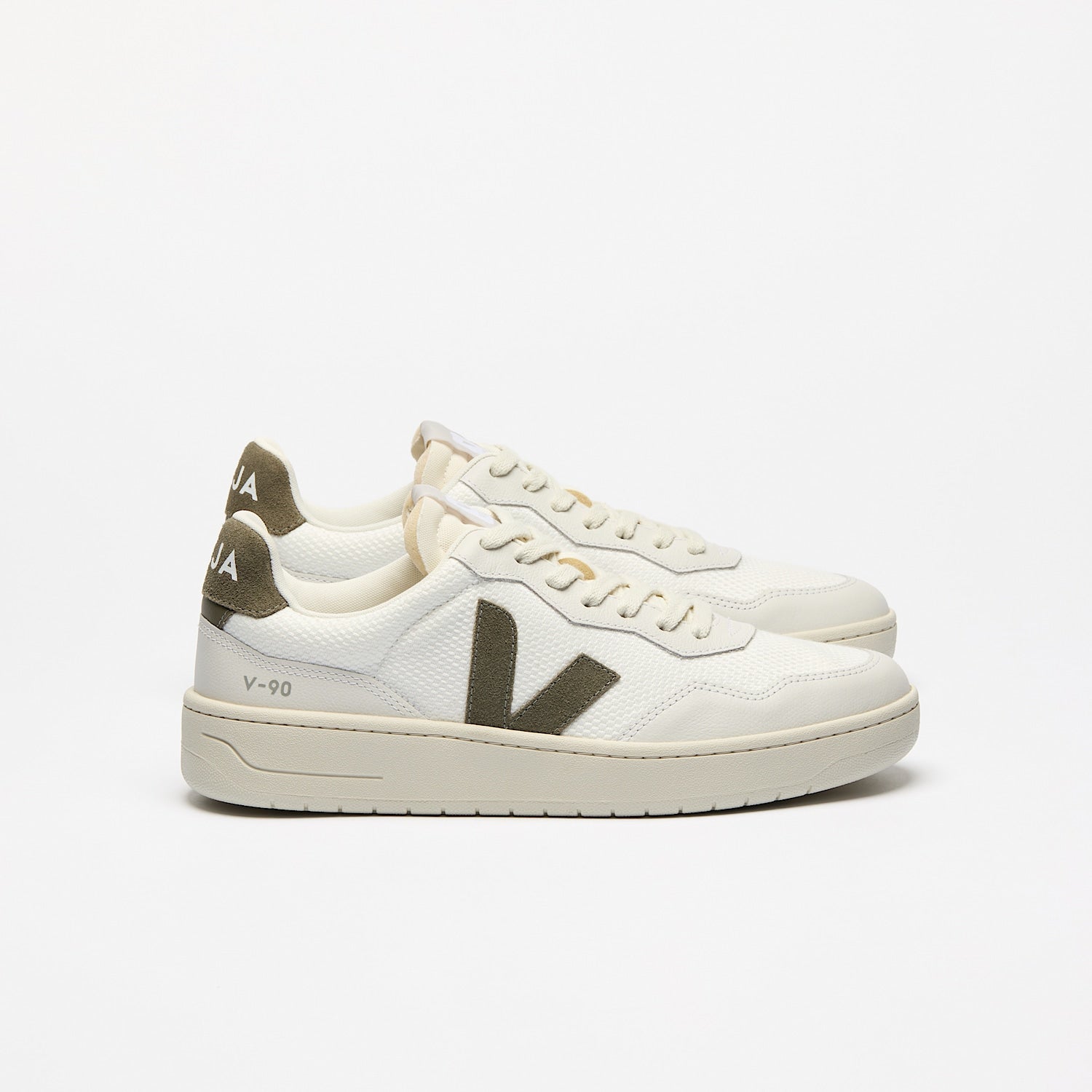 V - 90 in White Khaki - Veja - Archery Close