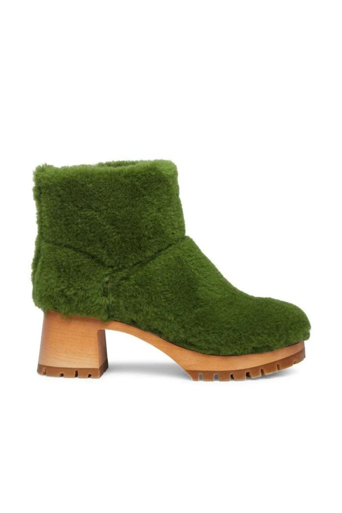 Green fluff bootie - Swedish Hasbeens - Archery Close