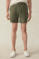 Shorts - Faherty Brand - All Day Short 2.0 (7") - Surplus Olive - Archery Close