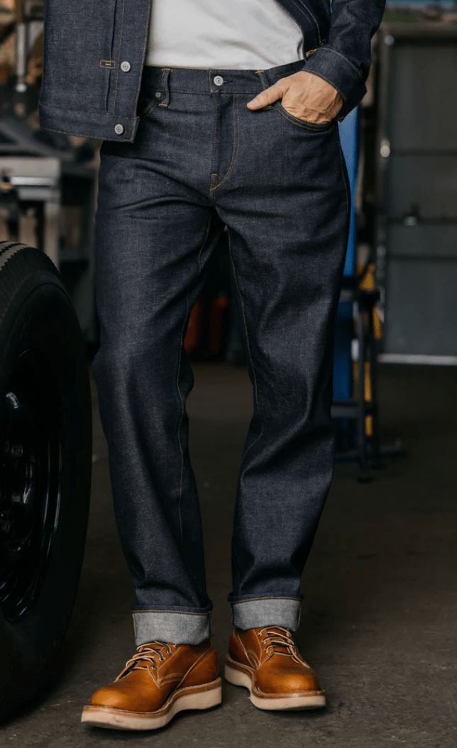 Jeans - Hiroshi Kato - Barrel Jean in Indigo Raw - Archery Close