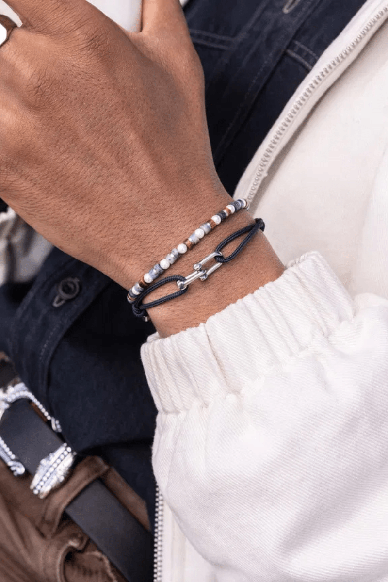 Jewelry - Pig & Hen - Daunting Dean - Archery Close