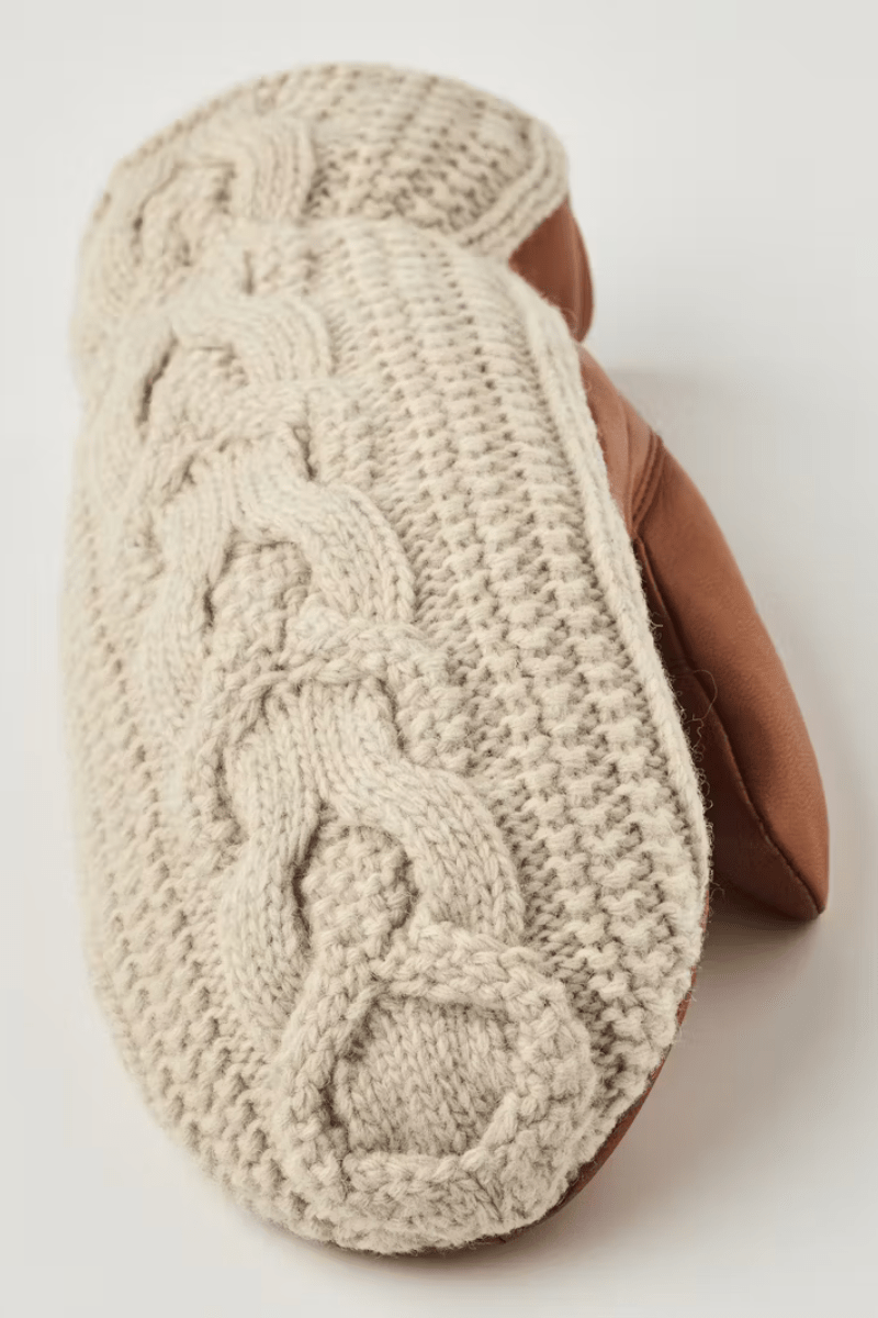 Gloves - Hestra - Elle Mitt in Offwhite/Cork - Archery Close