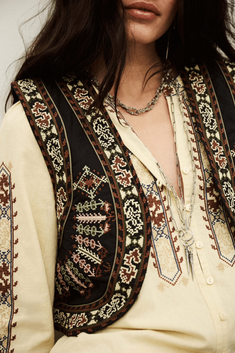 Vests - Cotelac - Fosca Vest - Archery Close