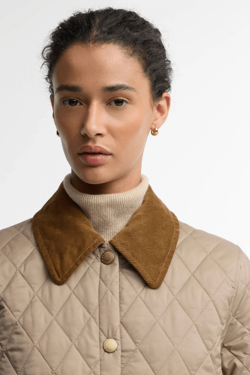 Outerwear - Barbour - Icons Cropped Liddesdale Quilted Jacket - Archery Close