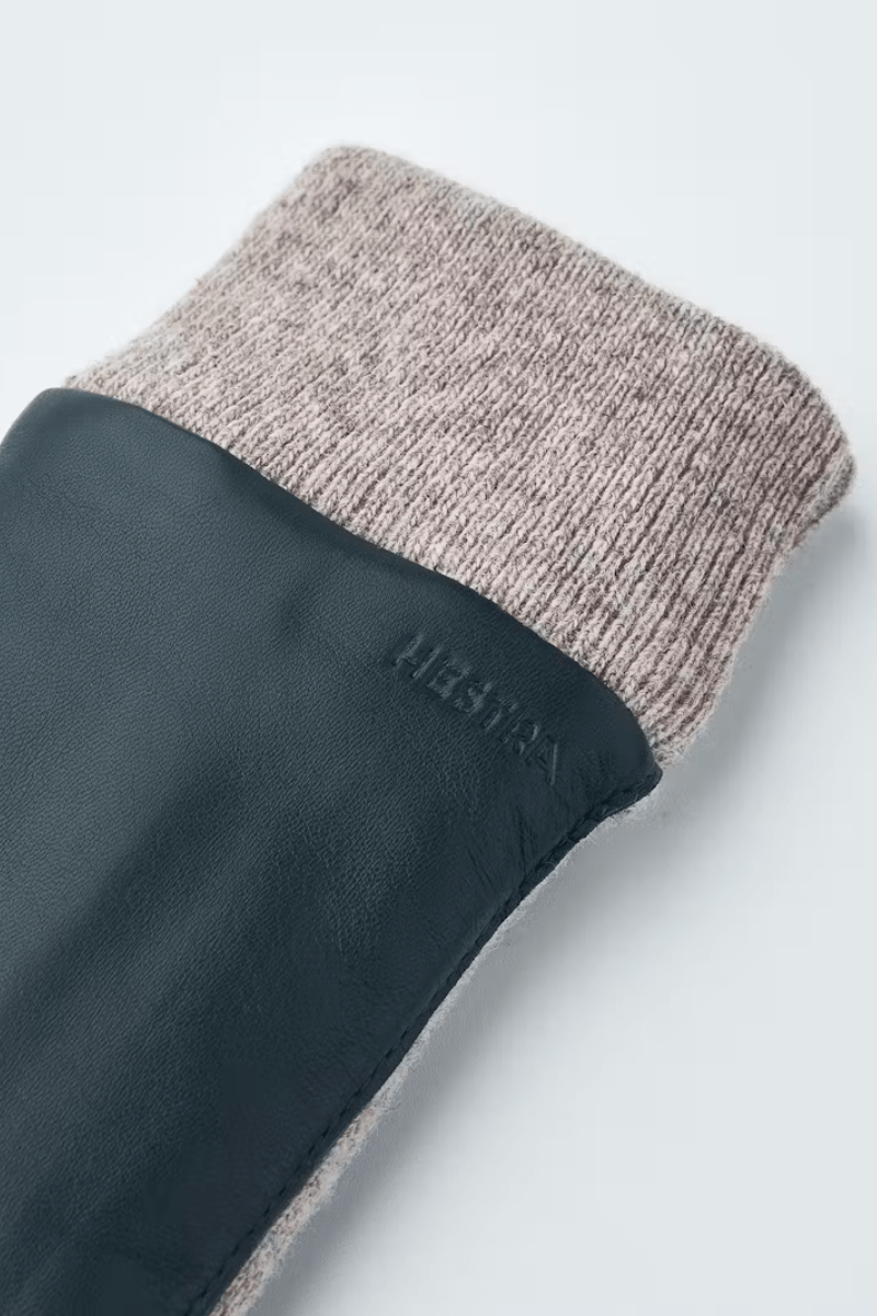 Gloves - Hestra - Jeanne Glove in Dark Forest - Archery Close