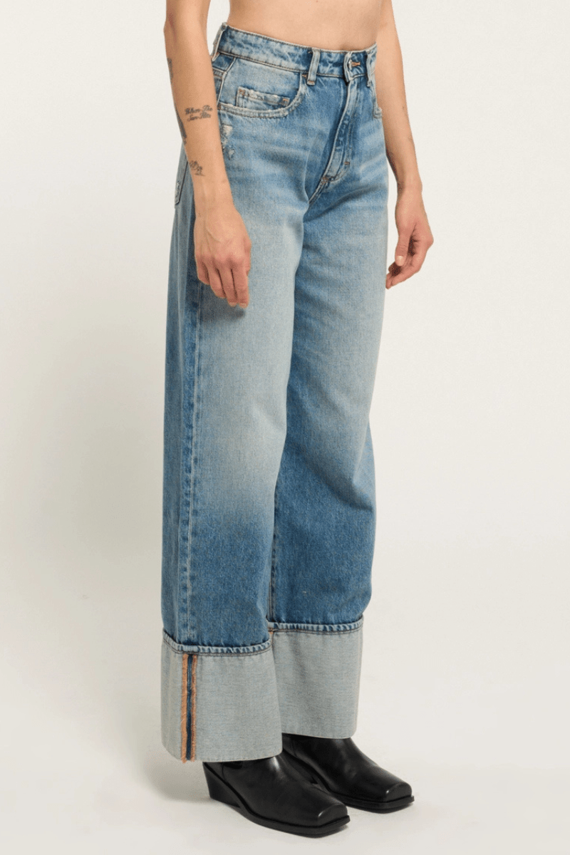 Jeans - Icon Denim - Kiki Jeans in Smoke Blue - Archery Close