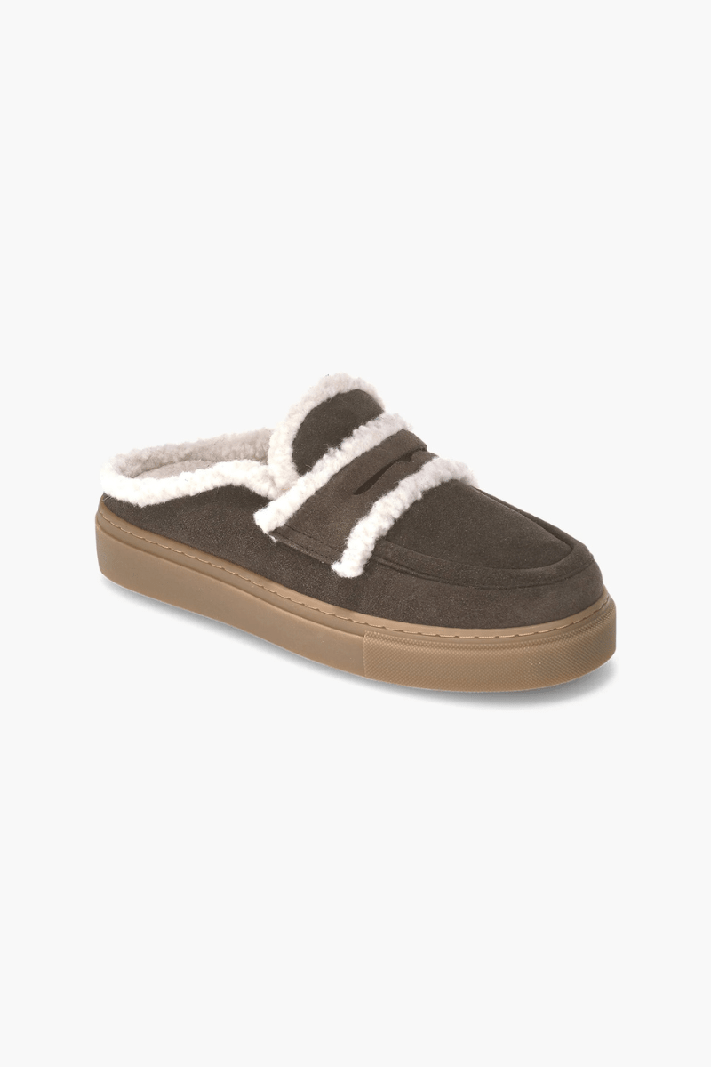 Shoes - Inuikii - Mule Wool in Dark Brown - Archery Close