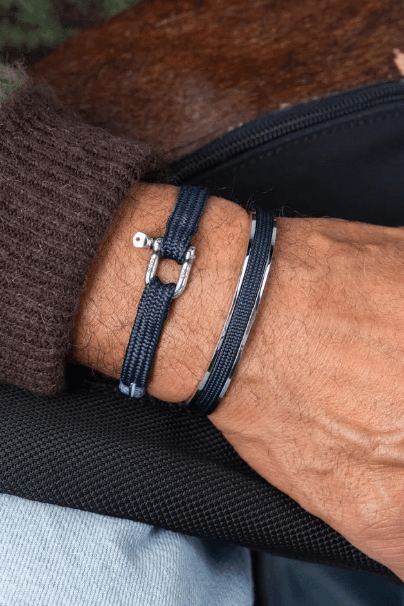 Jewelry - Pig & Hen - Navarch 9mm - Archery Close