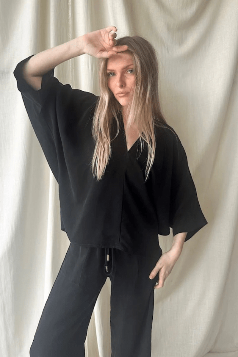 Shirts & Tops - Natalie Busby - Off the Cuff V - neck in Cupro - Archery Close