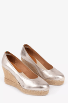 Shoes - Penelope Chilvers - Scoop Leather Espadrille in Champagne - Archery Close