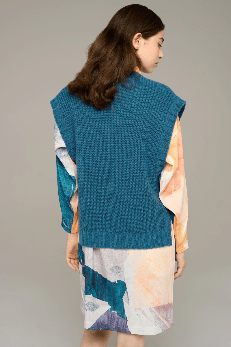 Sweater - Cotelac - Sleeveless Cable Knit Sweater - Archery Close