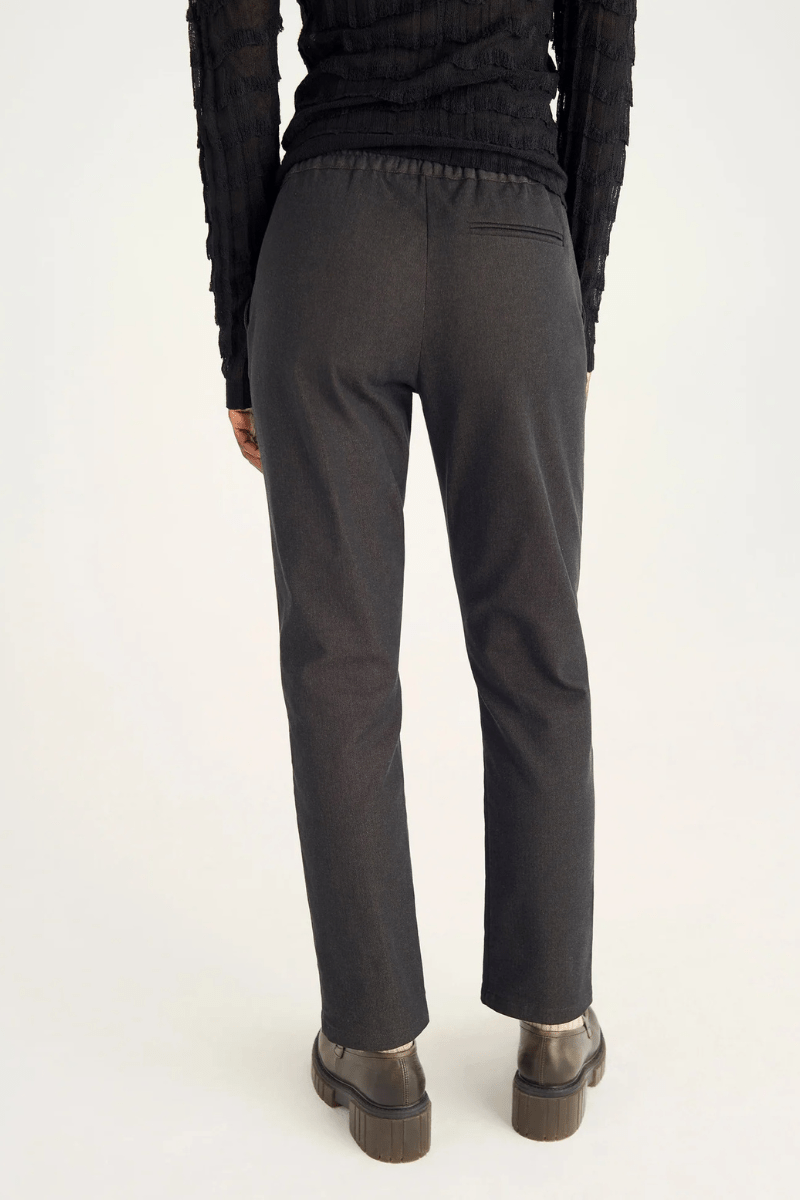 Pants - Cotelac - Straight Close - Fitting Pants - Archery Close