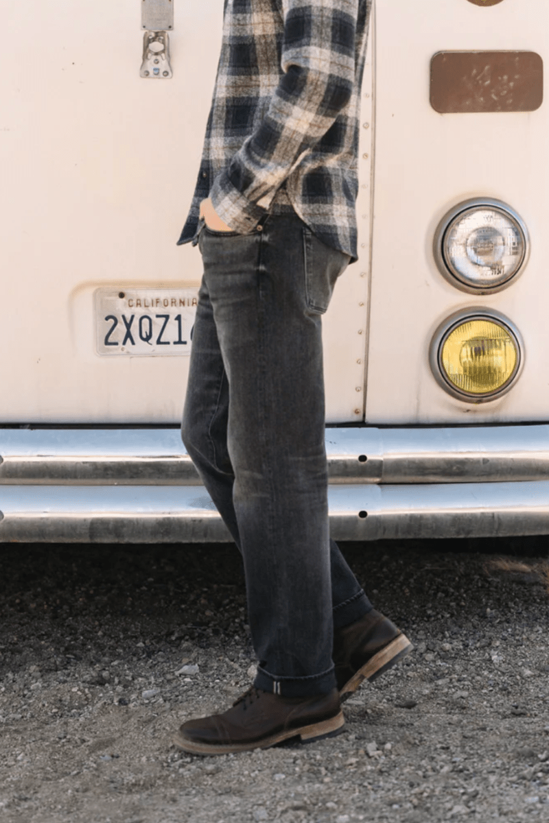 Jeans - Hiroshi Kato - The Barrel Classic Straight - Rick 14oz Selvedge - Archery Close