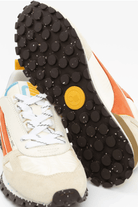 Sneakers - Oncept - Toronto - Flame - Archery Close