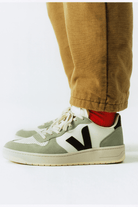 Sneakers - Veja - V - 10 Leather Pure Black Clay - Archery Close