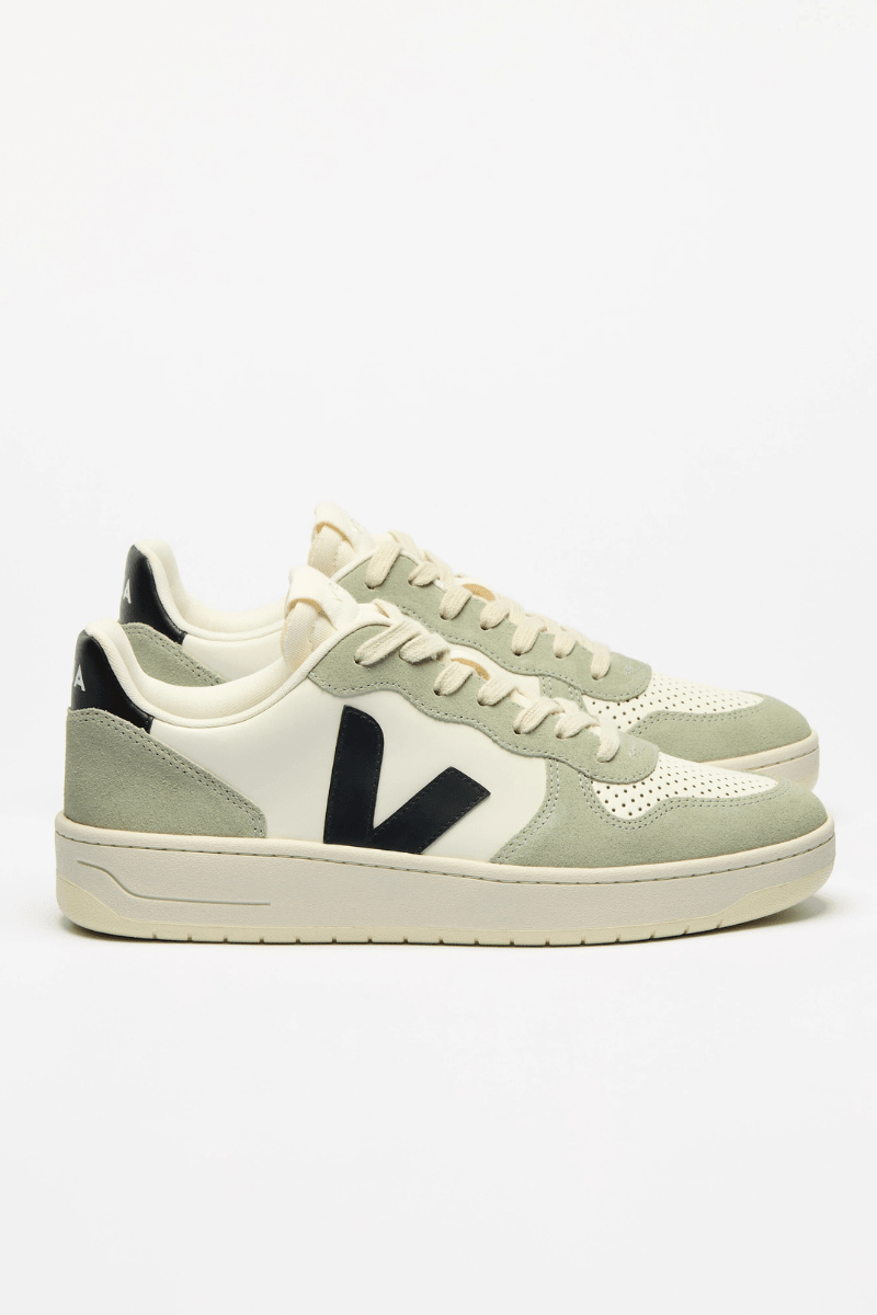 Sneakers - Veja - V - 10 Leather Pure Black Clay - Archery Close