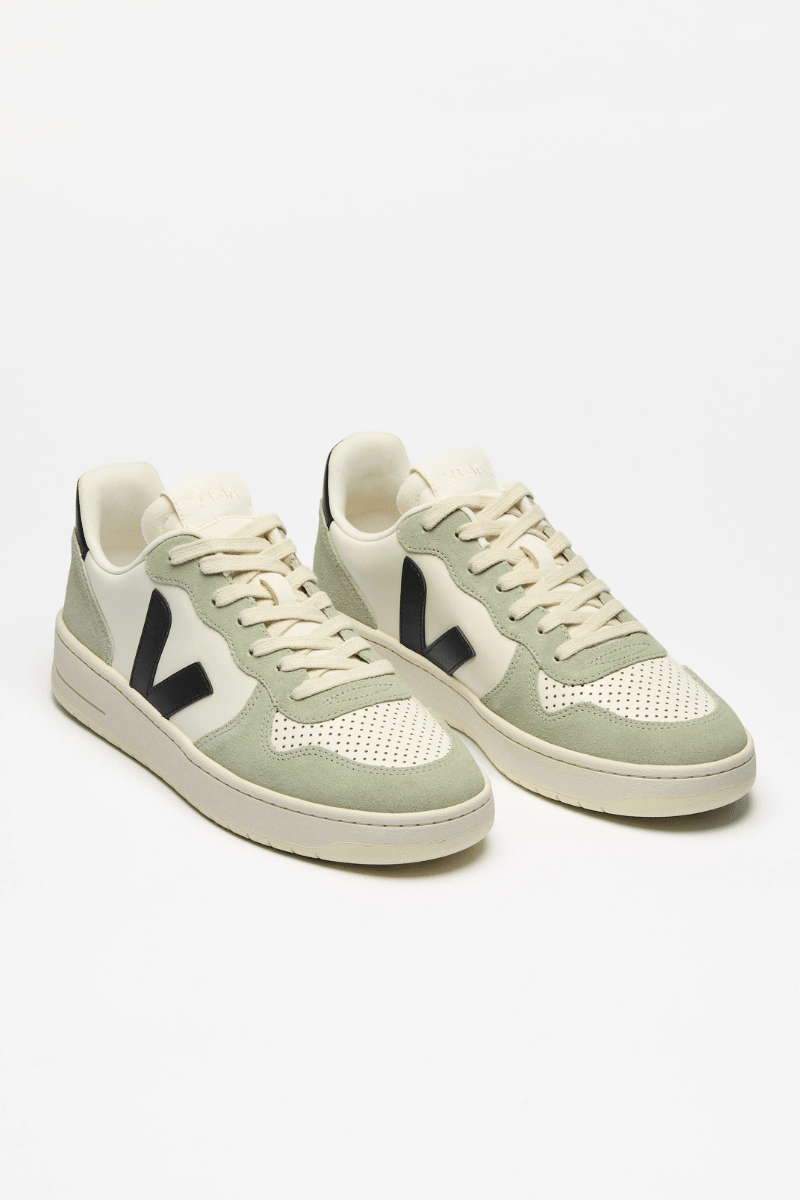 Sneakers - Veja - V - 10 Leather Pure Black Clay - Archery Close
