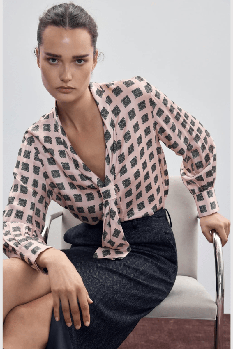 Shirts & Tops - Smythe - V-Necktie Blouse - Archery Close