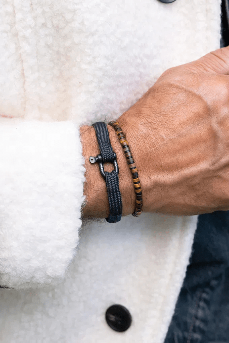 Jewelry - Pig & Hen - Vicious Vik - Archery Close